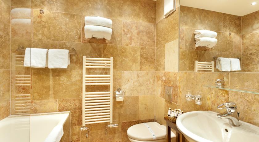 U Prince Hotel
