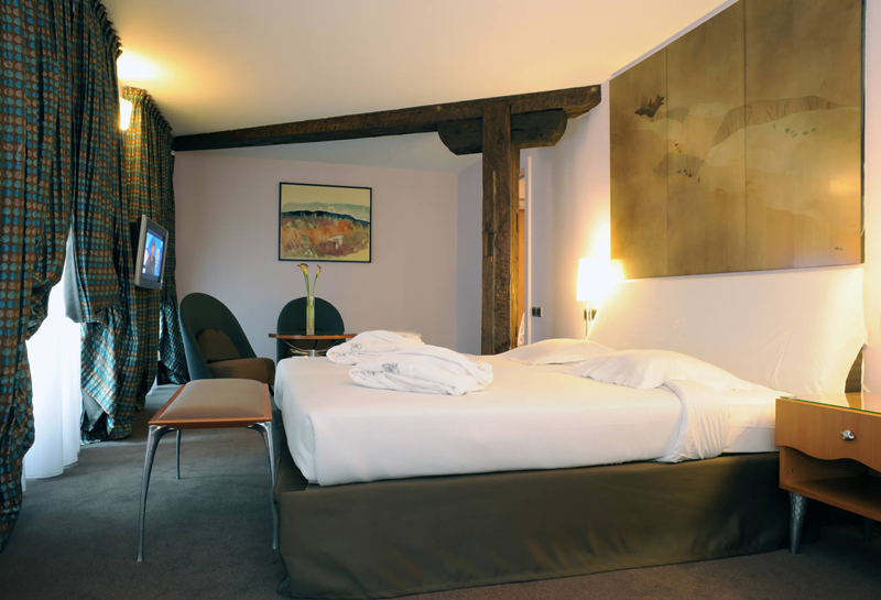Regent Petit France Hotel