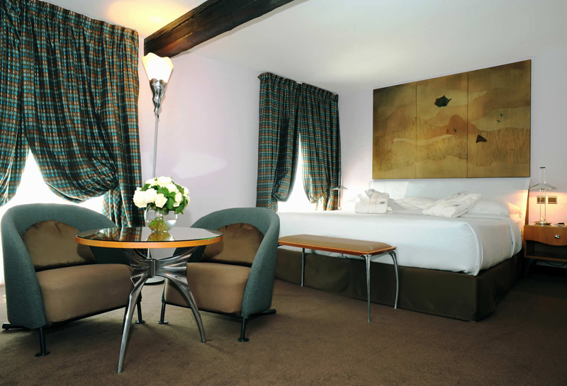 Regent Petit France Hotel