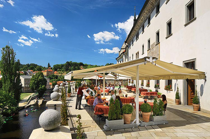 Ruze Hotel
