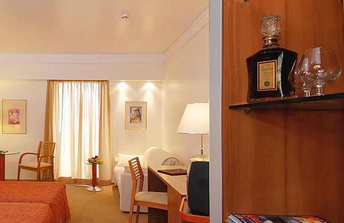 Atrion Hotel