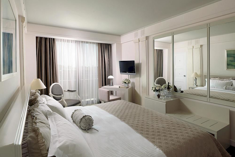NJV Athens Plaza