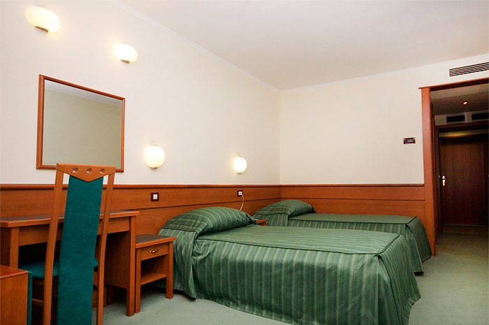 Kolovare Hotel
