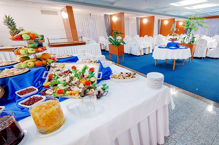 Kolovare Hotel