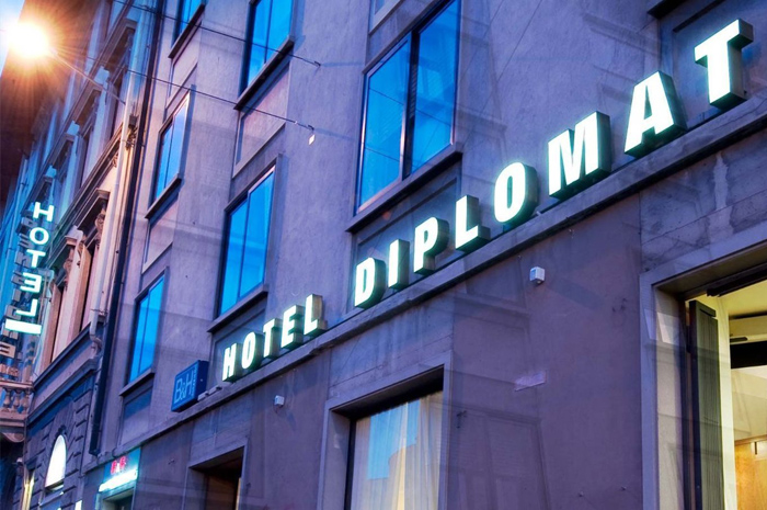 Diplomat