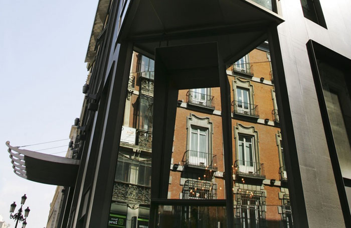 Urban Hotel