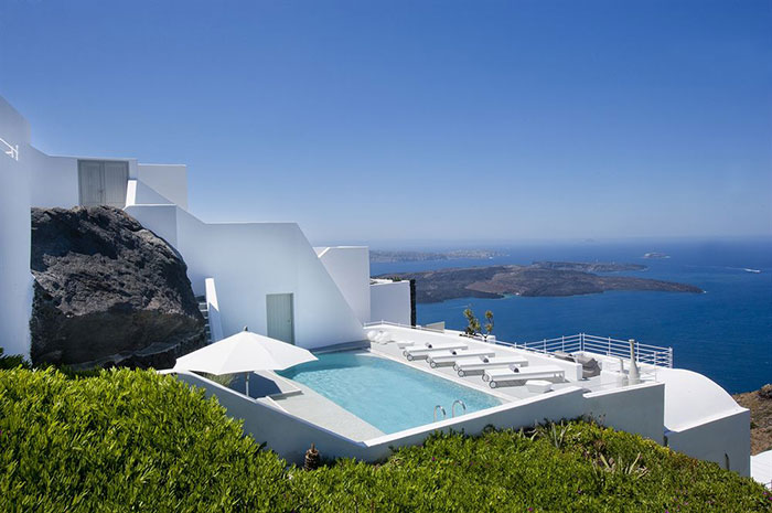 Grace Santorini
