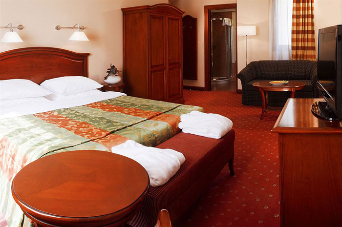 Best Western Premier Astoria