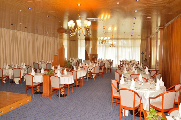 Jezero Hotel