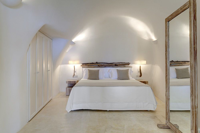 Mystique Santorini
