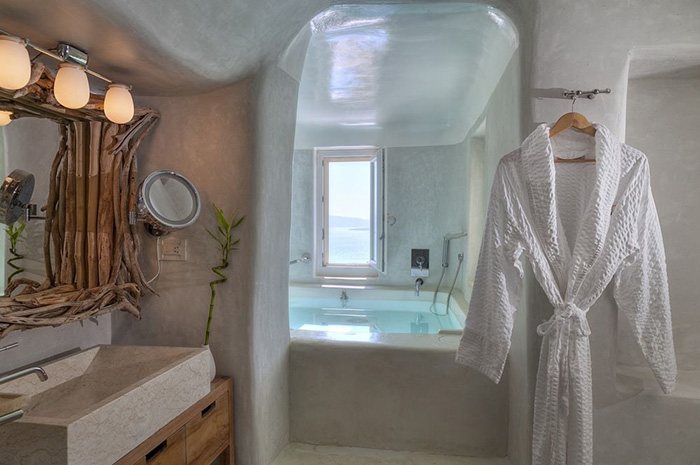 Mystique Santorini