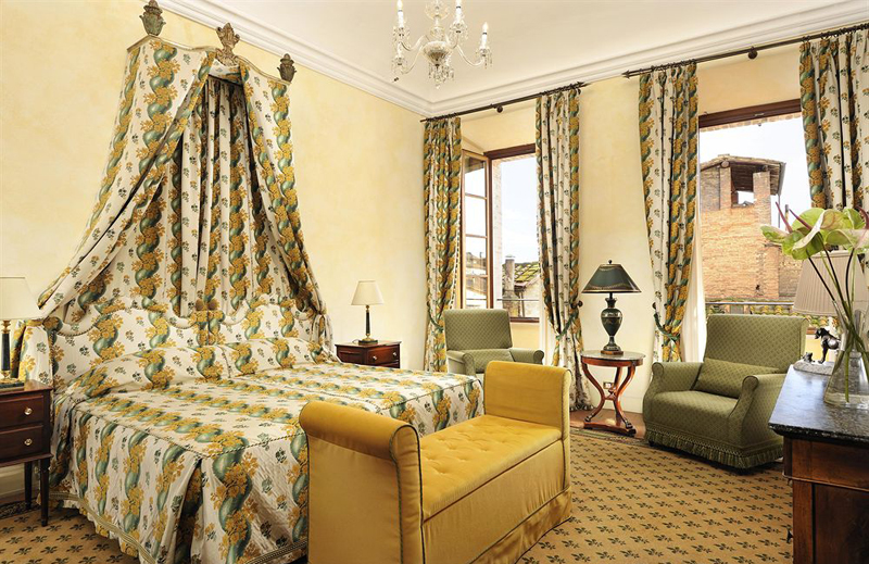 Grand Contienental Hotel