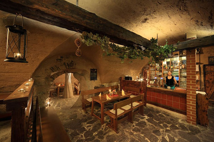 Old Inn Hotel