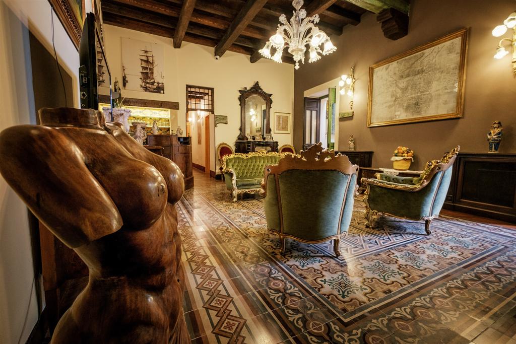 Charme Hotel Henry&#39;s House
