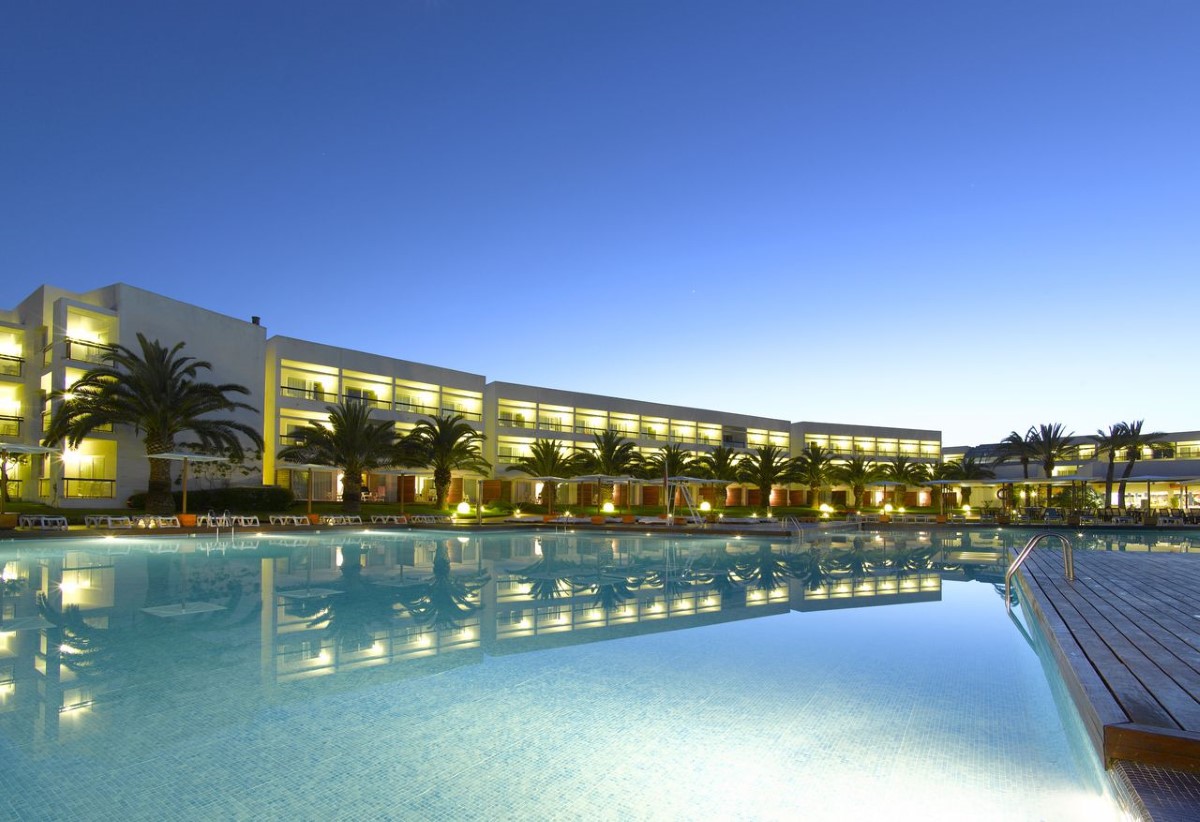 Grand Palladium White Island