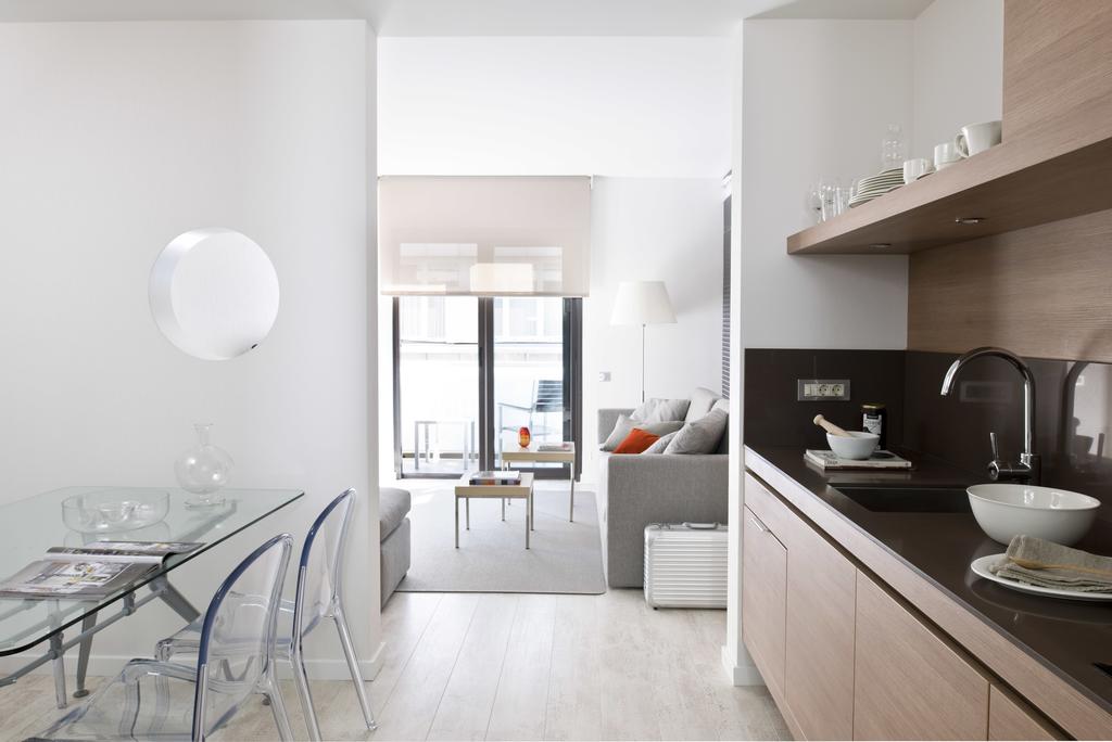 Eric Vokel Bcn Suites
