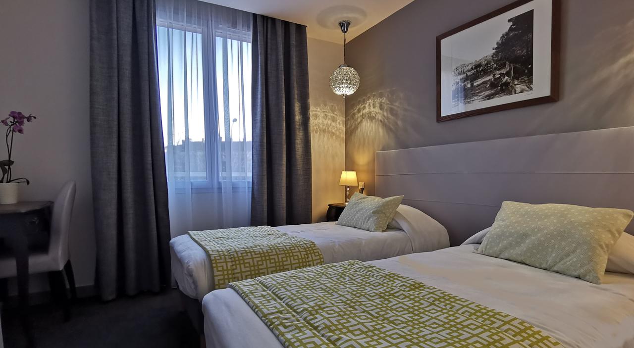 Hotel Acacias