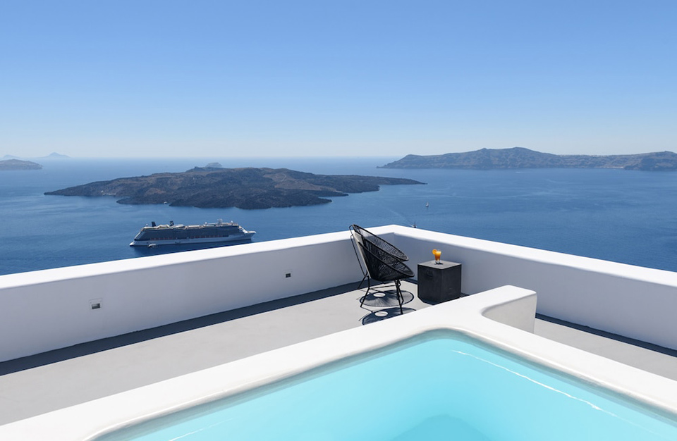 Aria Suites santorini