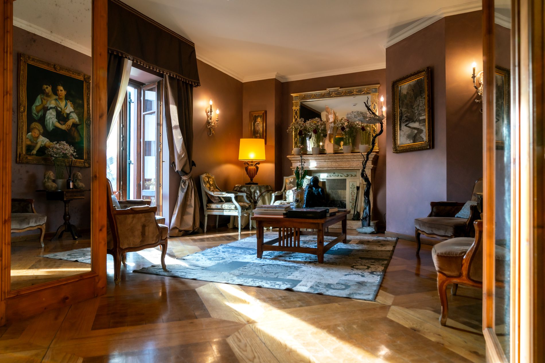 Ambra Cortina Luxury & Fashion Boutique Hotel